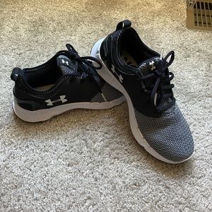 Women’s Under Armour Black and White Sneakers Size 7.5